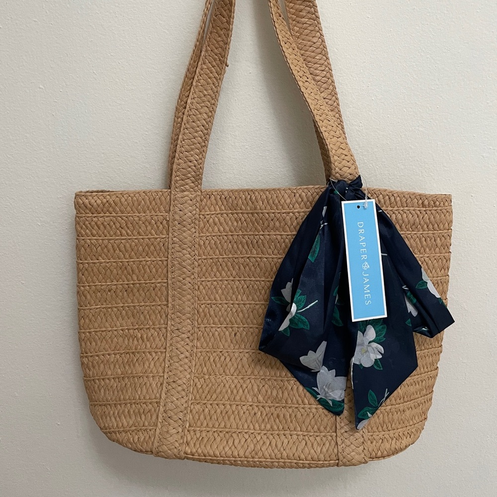 Draper James NWT Everyday Straw Bag w. Floral Scarf ✨
